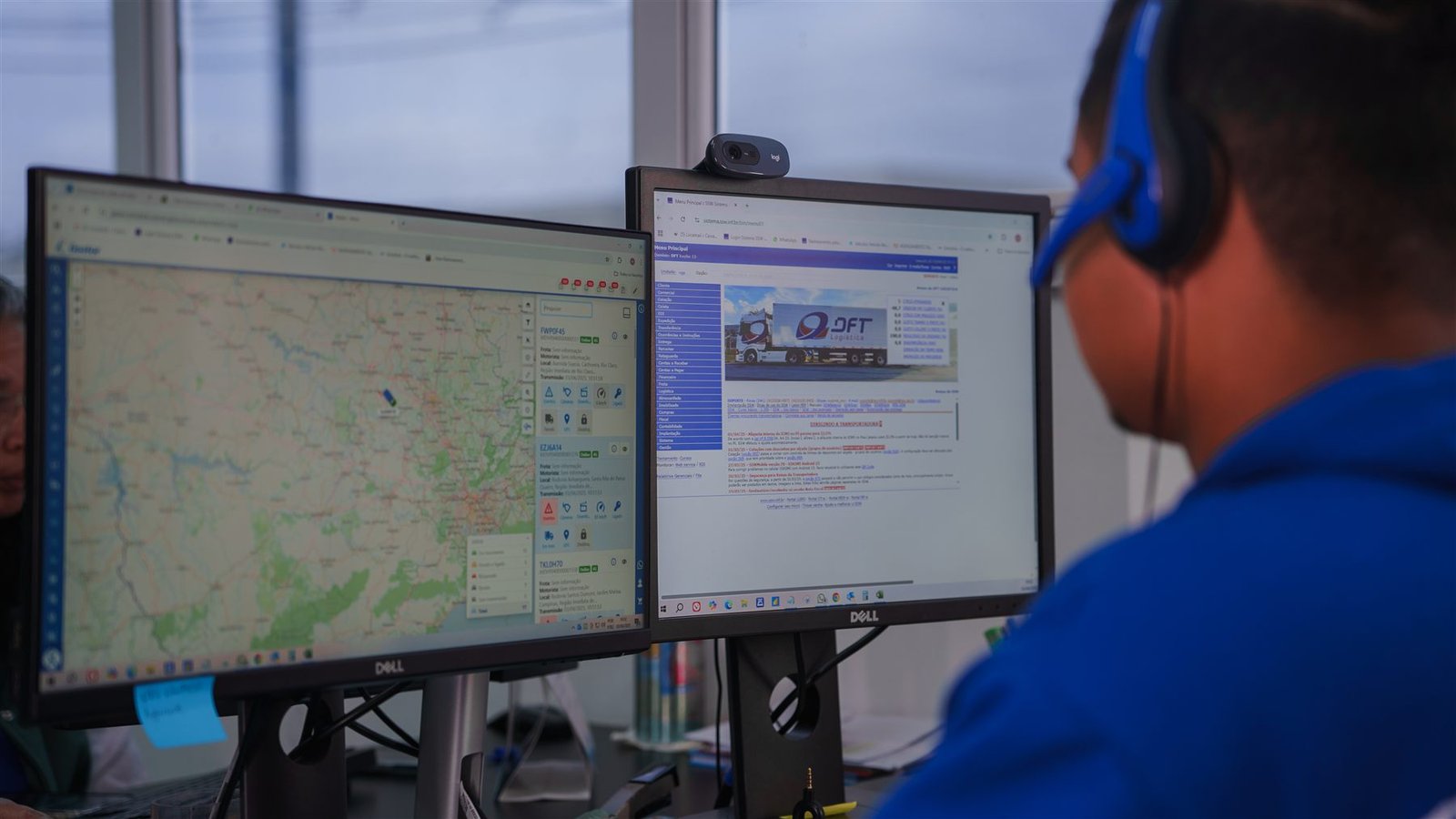 Sala de monitoramento DFT acompanhando as operações em tempo real
